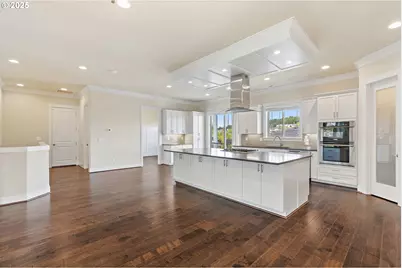 16649 SW Friendly Ln, Beaverton, OR 97007 - Photo 9