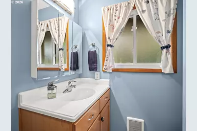 4930 SE Mason Ln, Milwaukie, OR 97222 - Photo 21