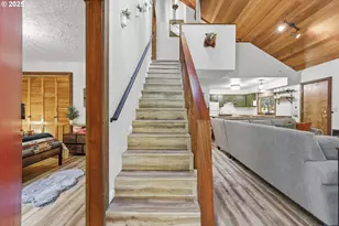 65582 E Timberline Dr, Mount Hood Village, OR 97049 - Photo 5