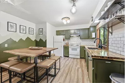 65582 E Timberline Dr, Mount Hood Village, OR 97049 - Photo 11