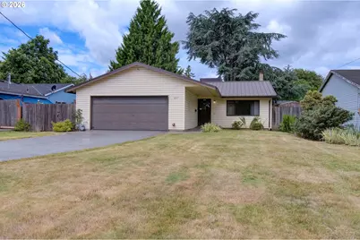 8217 N Fowler Ave, Portland, OR 97217 - Photo 3