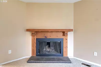 8217 N Fowler Ave, Portland, OR 97217 - Photo 9