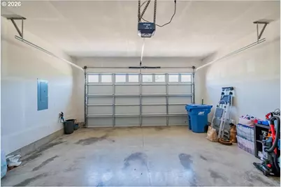 948 Laurel Pl, Silverton, OR 97381 - Photo 33
