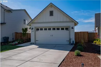 948 Laurel Pl, Silverton, OR 97381 - Photo 3