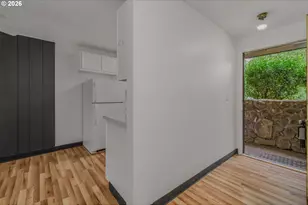 14095 Sw Walker Rd, Beaverton, OR 97005 - Photo 9