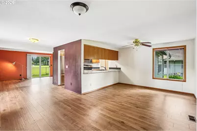 176 NE 172nd Ave, Portland, OR 97230 - Photo 5