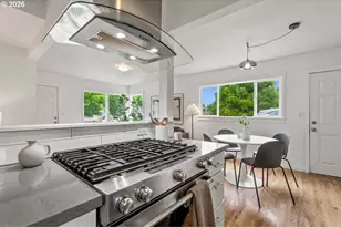 10238 N Central St, Portland, OR 97203 - Photo 11