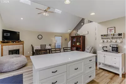 1716 SE 10th Pl, Canby, OR 97013 - Photo 17