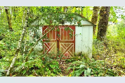 82147 Lost Valley Ln, Dexter, OR 97431 - Photo 13
