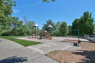 4391 NW Diamondback Dr, Beaverton, OR 97006 - Photo 35