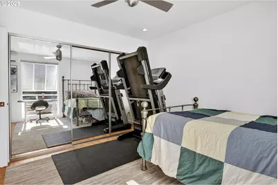 173 NE Bridgeton Rd #13, Portland, OR 97211 - Photo 11