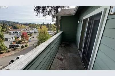 6352 SE Wildlife Estates Dr, Milwaukie, OR 97267 - Photo 9