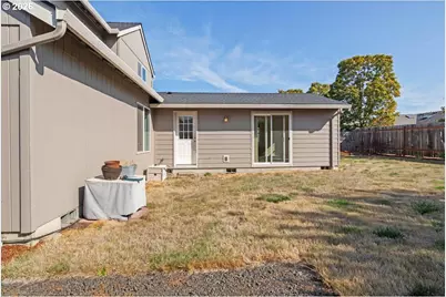 2201 Edgemont St SE, Albany, OR 97322 - Photo 35