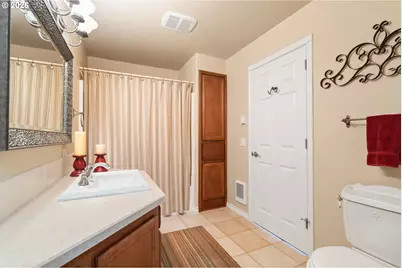 2809 SE Myrtlewood Way, Gresham, OR 97080 - Photo 35