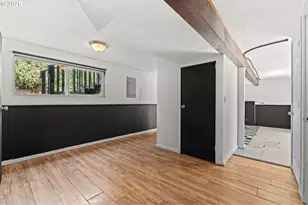 19105 NE Clackamas St, Portland, OR 97230 - Photo 13