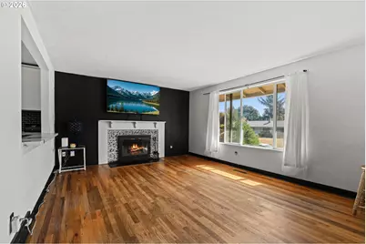19105 NE Clackamas St, Portland, OR 97230 - Photo 3