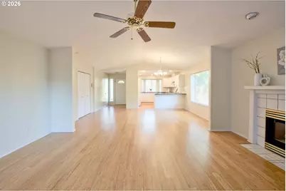 2179 SE Glendale Ct, Hillsboro, OR 97123 - Photo 9