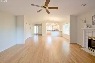 2179 SE Glendale Ct, Hillsboro, OR 97123 - Photo 9