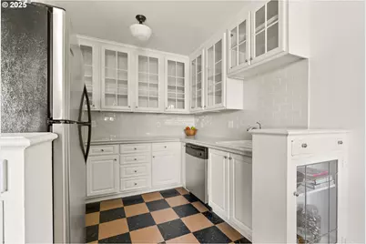 2336 SW Osage St #402, Portland, OR 97205 - Photo 21