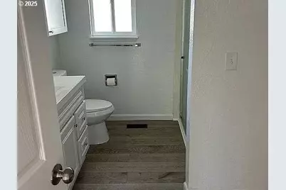 140 Heather Dr, Stanfield, OR 97875 - Photo 9