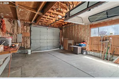 406 W C St, Rainier, OR 97048 - Photo 45