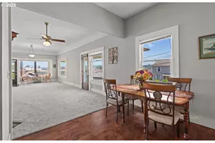 406 W C St, Rainier, OR 97048 - Photo 17