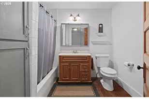 406 W C St, Rainier, OR 97048 - Photo 23