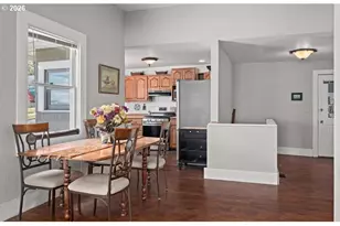 406 W C St, Rainier, OR 97048 - Photo 11