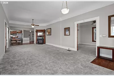 406 W C St, Rainier, OR 97048 - Photo 7