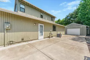 5958 NE Ray Cir, Hillsboro, OR 97124 - Photo 3