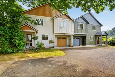 1016 SE 9th St, Gresham, OR 97080 - Photo 3