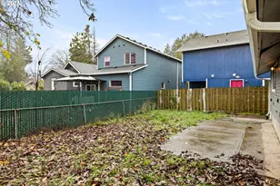 8412 SE Liebe St, Portland, OR 97266 - Photo 25