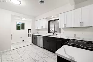 8412 SE Liebe St, Portland, OR 97266 - Photo 13