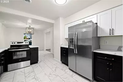 8412 SE Liebe St, Portland, OR 97266 - Photo 17