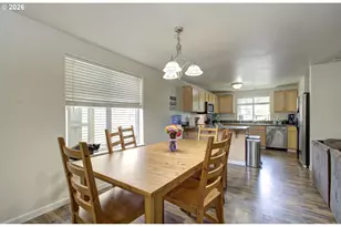 1138 W 29th St, Vancouver, WA 98660 - Photo 3