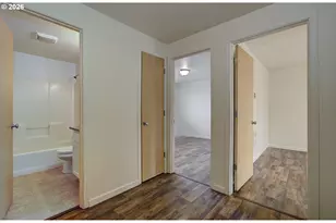1138 W 29th St, Vancouver, WA 98660 - Photo 13