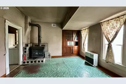 955 B St, Fossil, OR 97830 - Photo 9