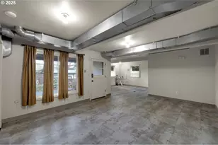 605 Fulvue Dr, Eugene, OR 97405 - Photo 29