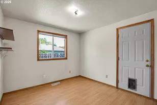 760 SE 139th Ave, Portland, OR 97233 - Photo 35