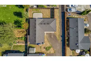 760 SE 139th Ave, Portland, OR 97233 - Photo 5
