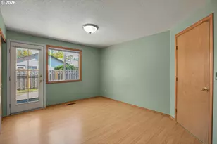 760 SE 139th Ave, Portland, OR 97233 - Photo 29