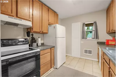 1804 E Terrace Way, Kelso, WA 98626 - Photo 7