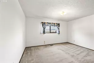 2044 Astor Way, Woodburn, OR 97071 - Photo 19