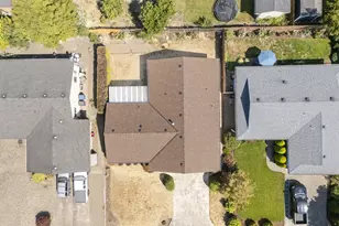 2044 Astor Way, Woodburn, OR 97071 - Photo 29
