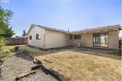 2044 Astor Way, Woodburn, OR 97071 - Photo 25