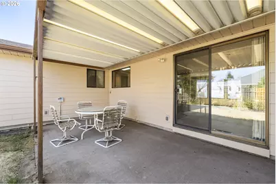2044 Astor Way, Woodburn, OR 97071 - Photo 23