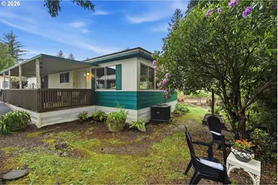 690 Village Pines Dr, Coos Bay, OR 97420 - Photo 33