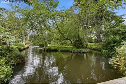 690 Village Pines Dr, Coos Bay, OR 97420 - Photo 41