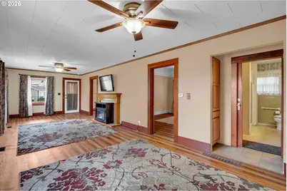 1235 C St, Washougal, WA 98671 - Photo 5
