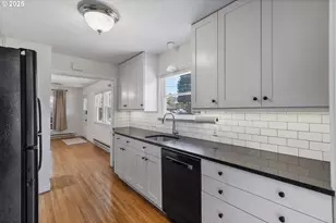 2000 Harney St, Vancouver, WA 98660 - Photo 13